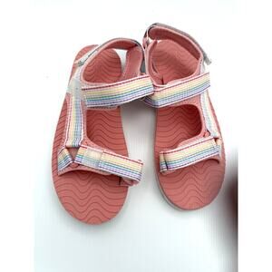 Cat & Jack Girls Rainbow Strap Play School Water Sports Sandals Size 5US Pink